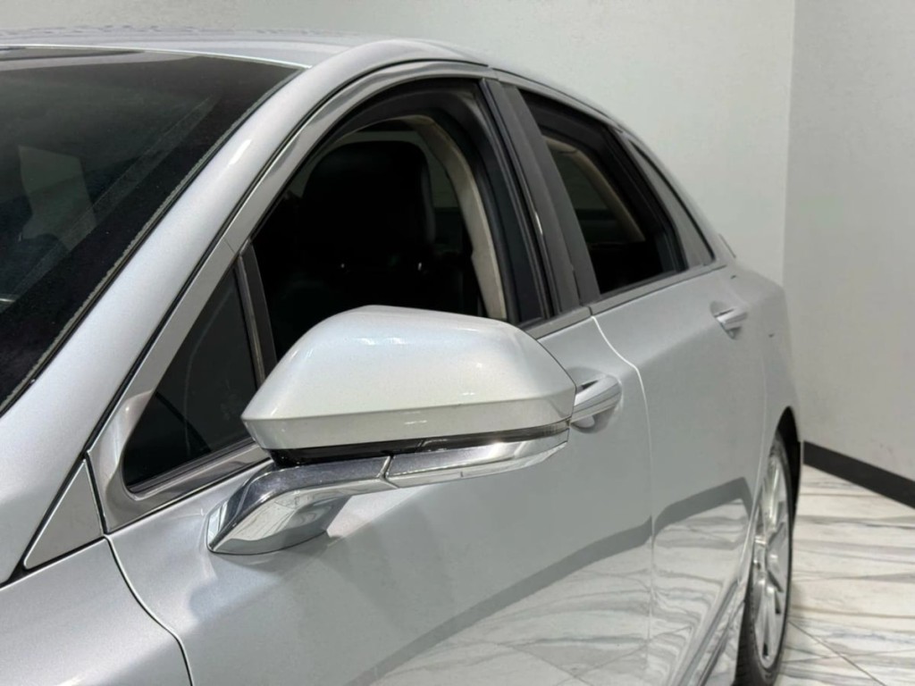 2016 Lincoln MKZ Image 10