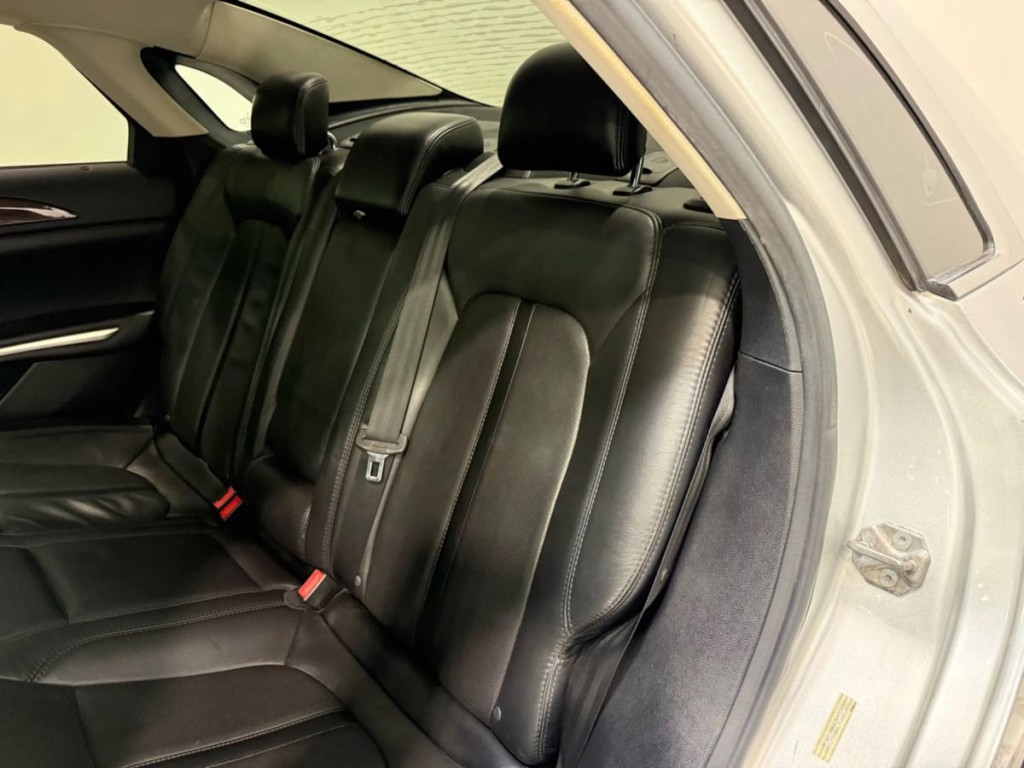 2016 Lincoln MKZ Image 23
