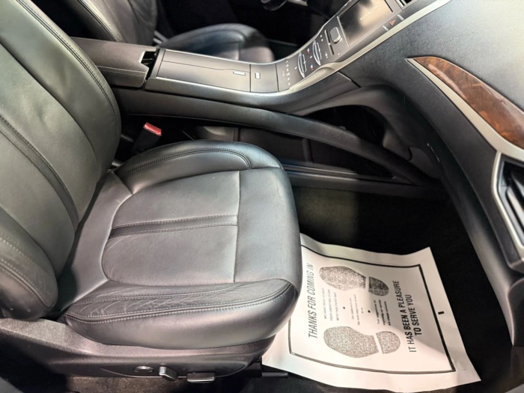 2016 Lincoln MKZ Image 27