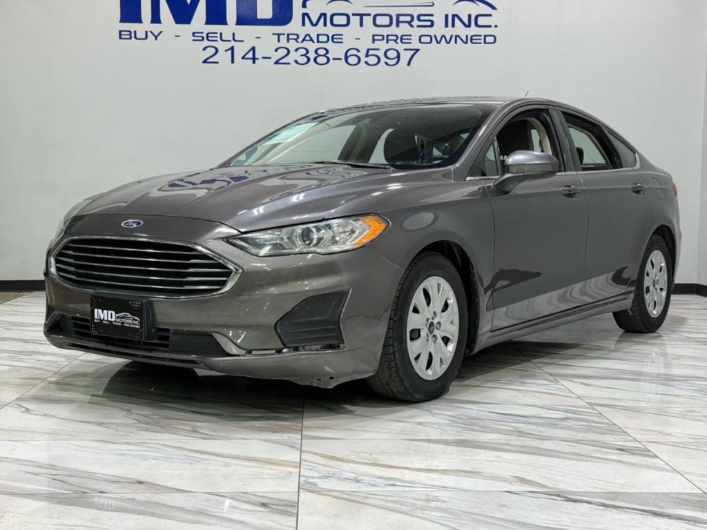 2019 Ford Fusion Image 2
