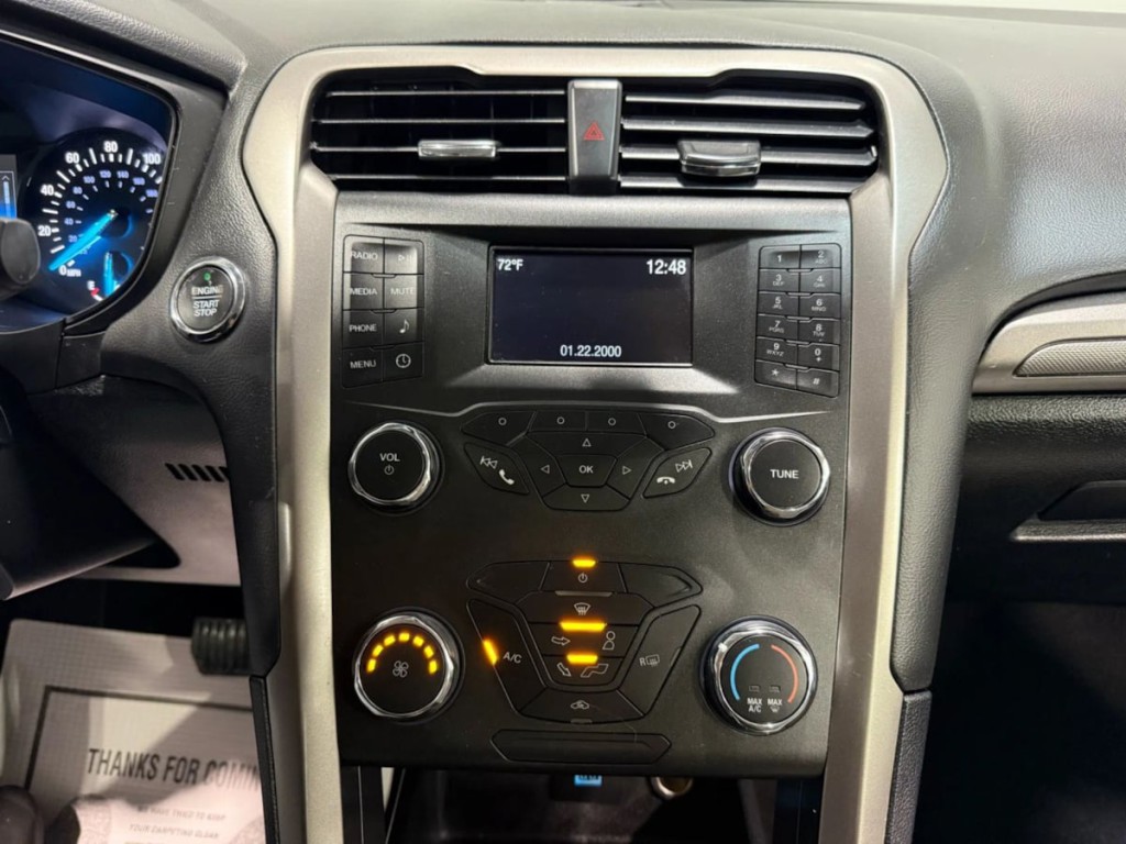 2019 Ford Fusion Image 20