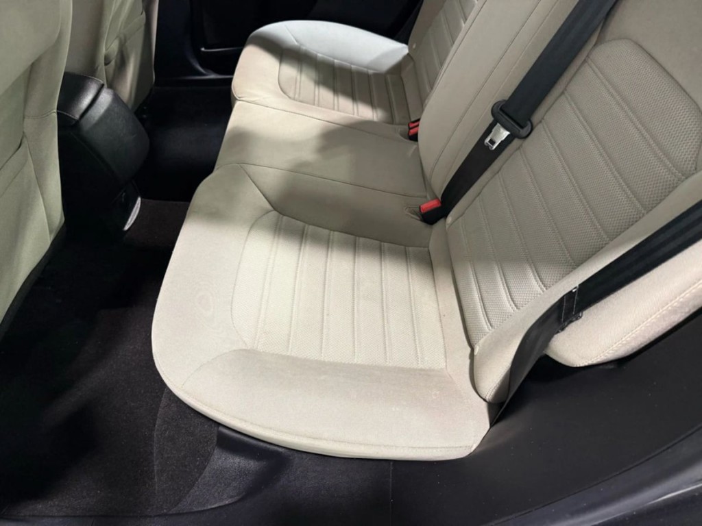 2019 Ford Fusion Image 25