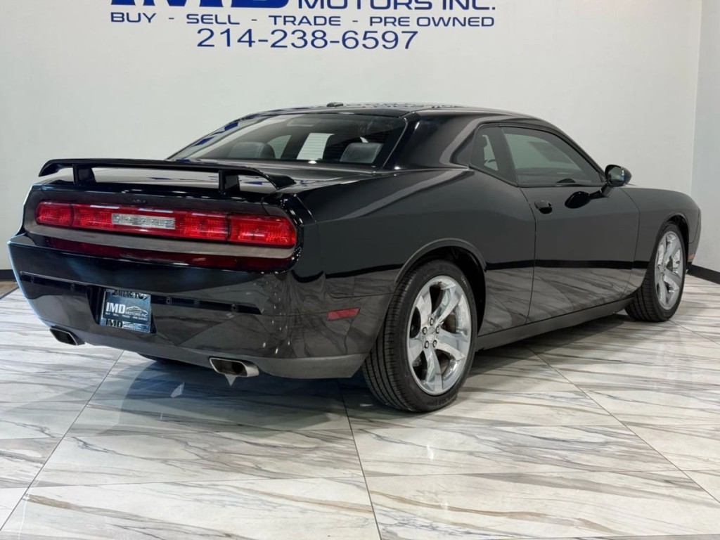 2013 Dodge Challenger Image 6
