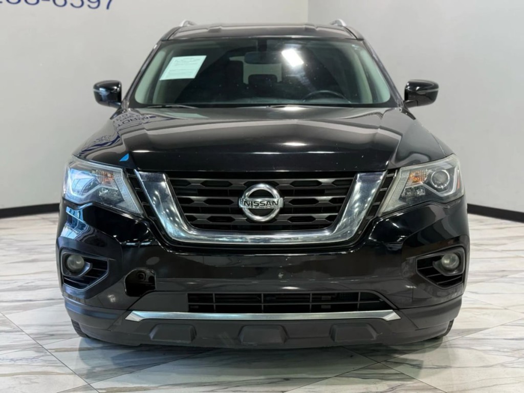 2018 Nissan Pathfinder Image 3