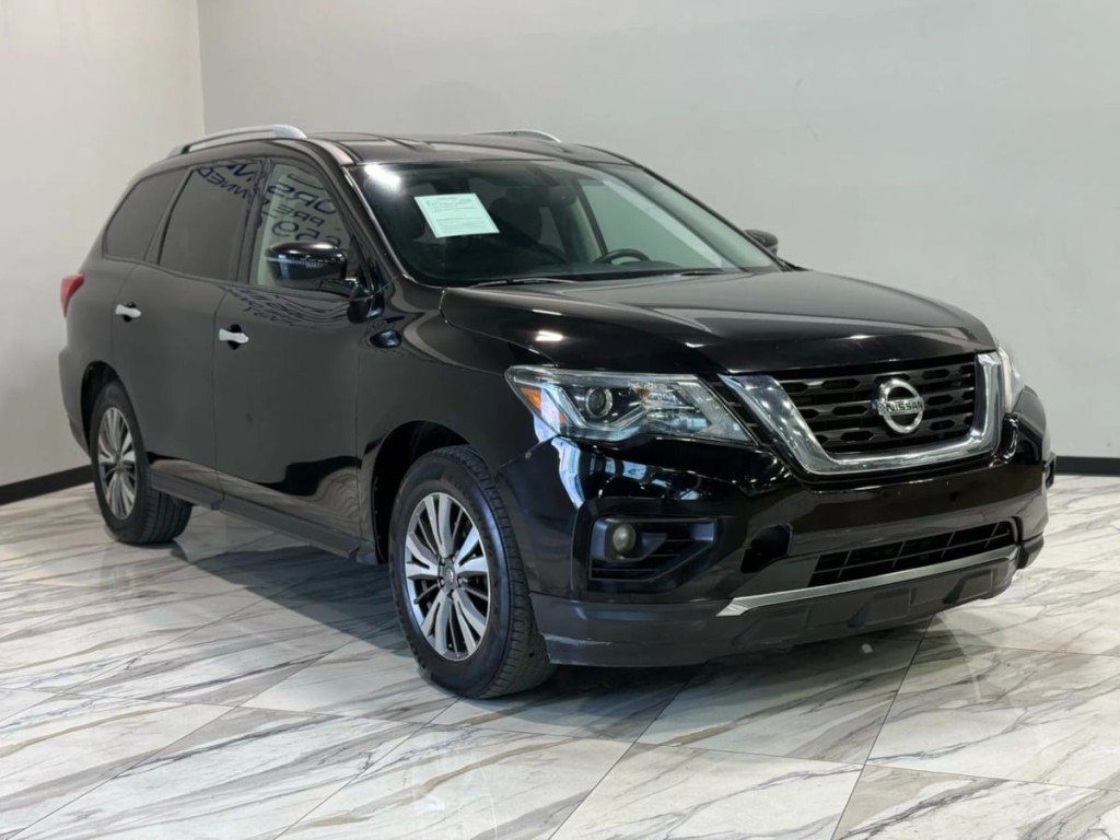 2018 Nissan Pathfinder Image 4