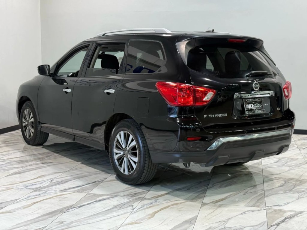 2018 Nissan Pathfinder Image 8