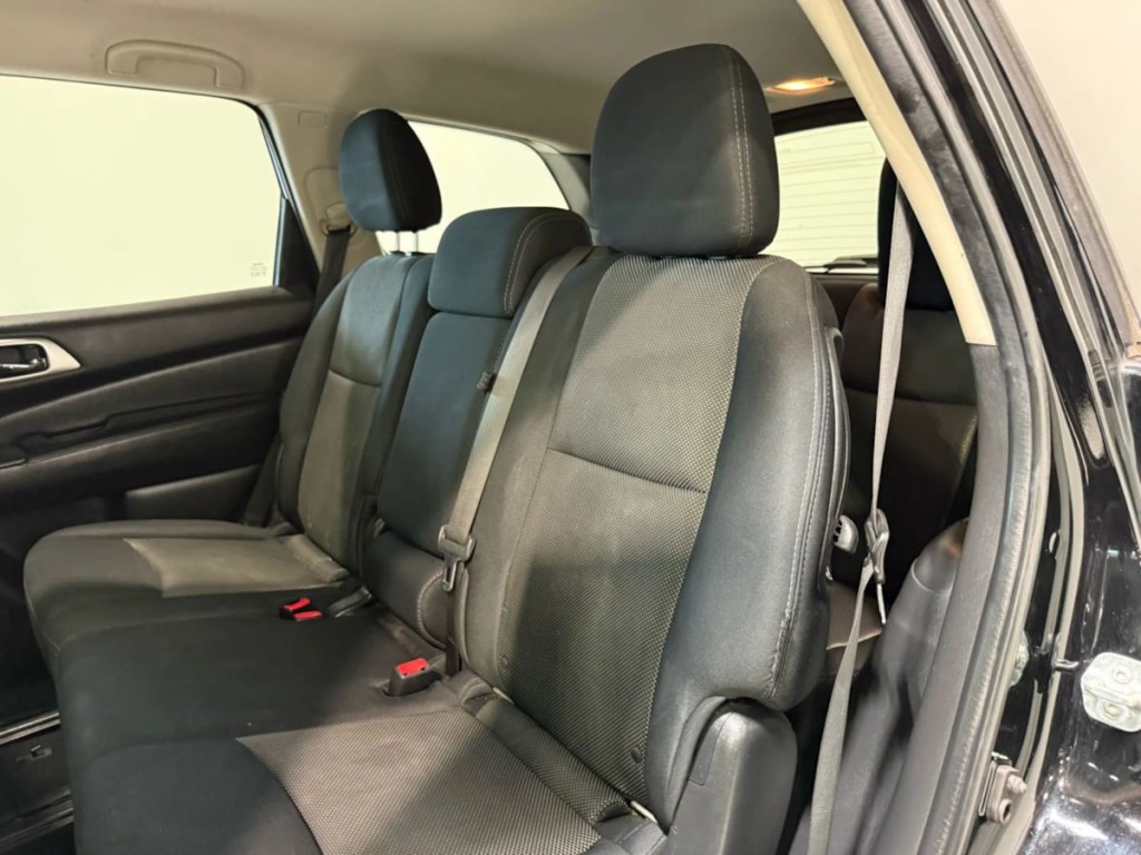 2018 Nissan Pathfinder Image 22