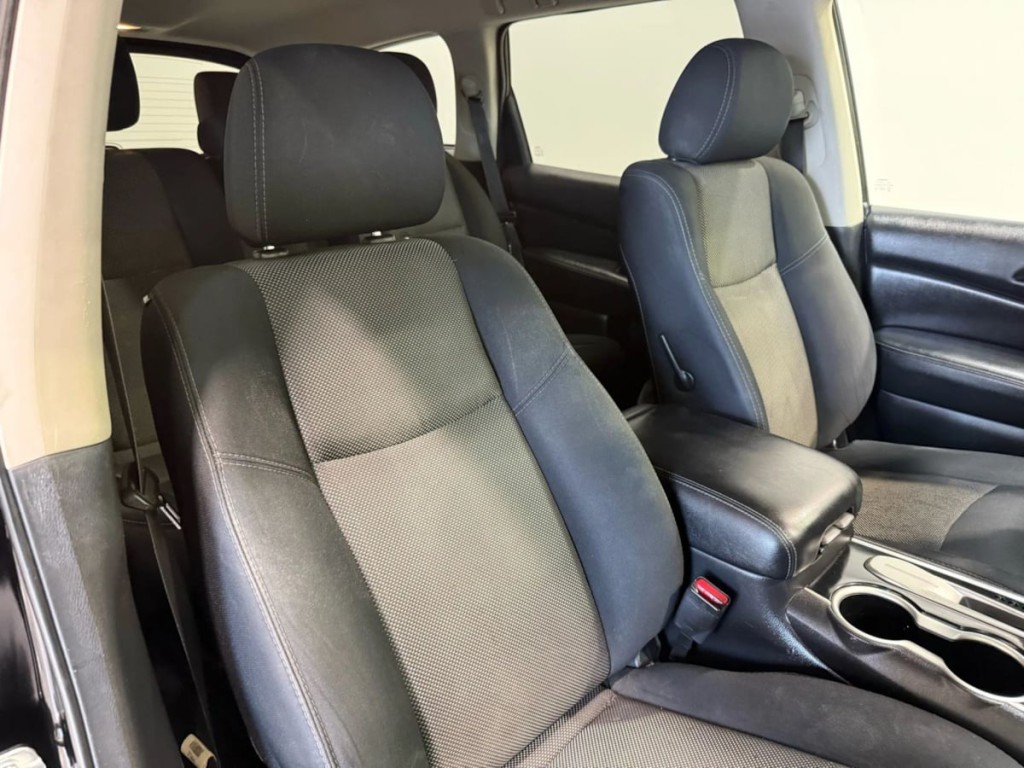 2018 Nissan Pathfinder Image 26