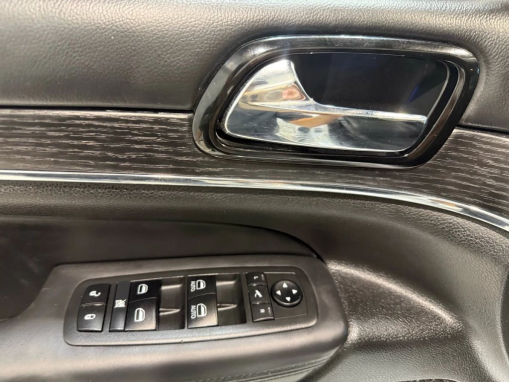 2021 Jeep Grand Cherokee Image 11