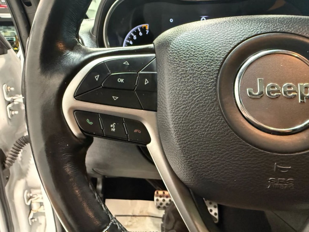 2021 Jeep Grand Cherokee Image 14