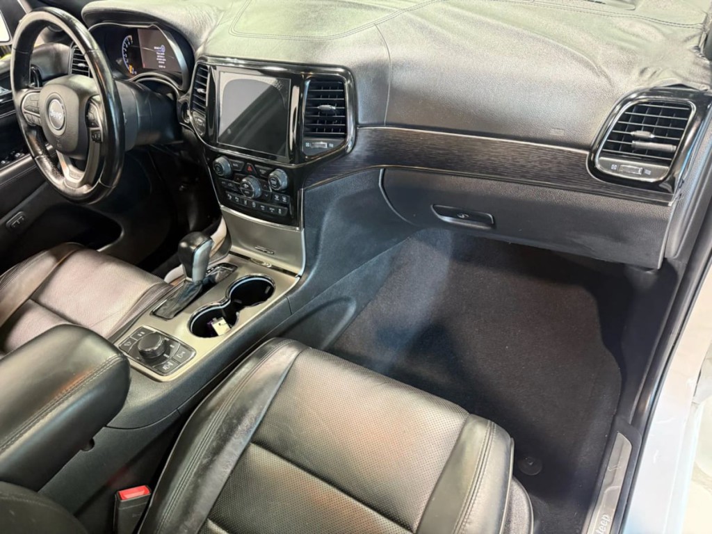 2021 Jeep Grand Cherokee Image 25