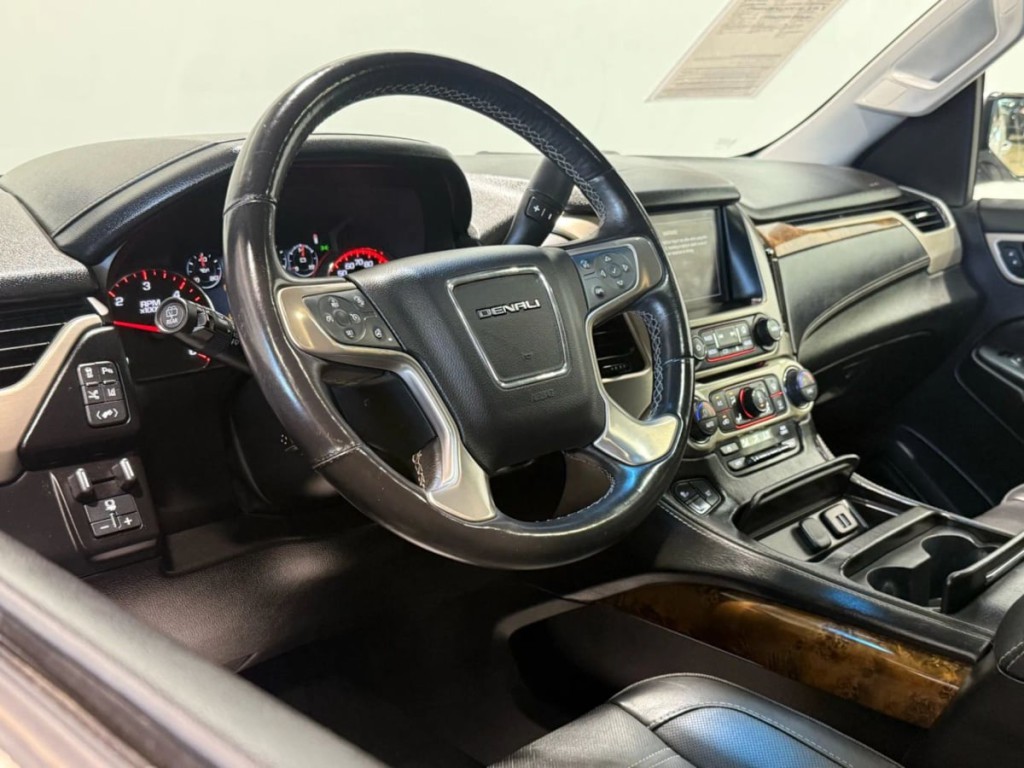 2015 GMC Yukon Image 13