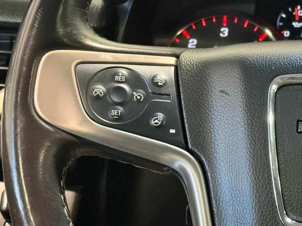 2015 GMC Yukon Image 16
