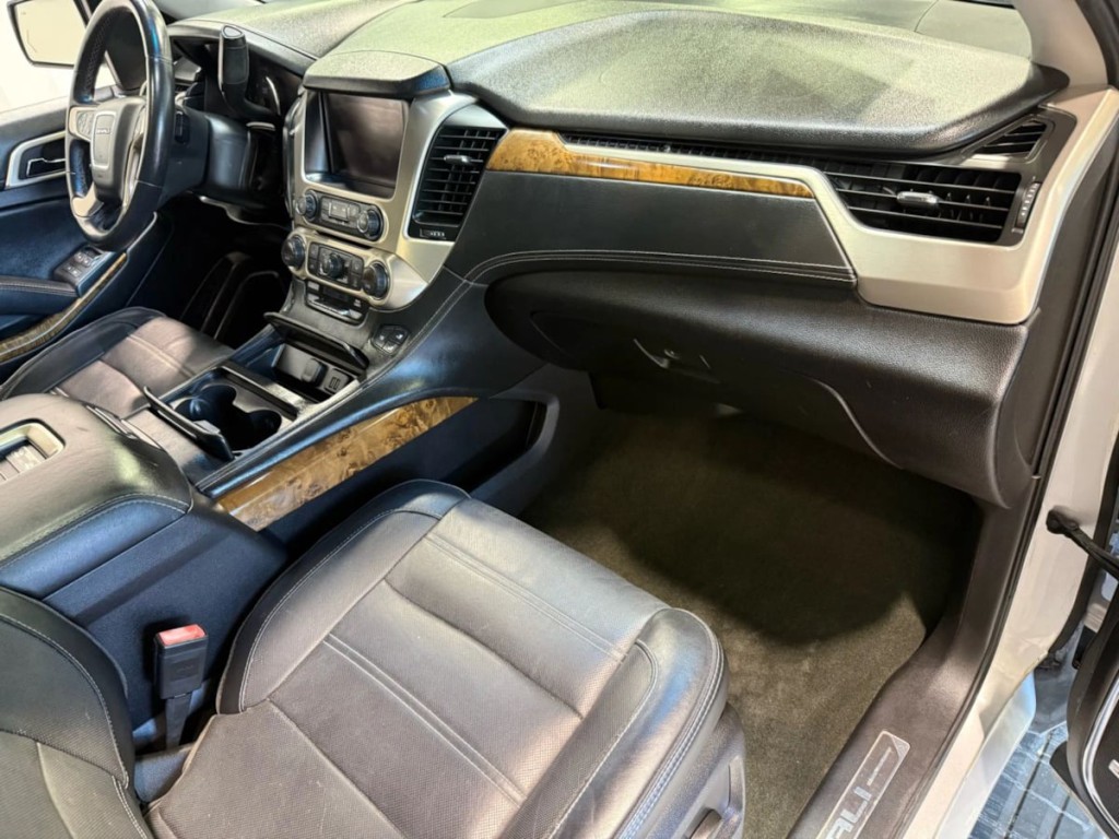 2015 GMC Yukon Image 27