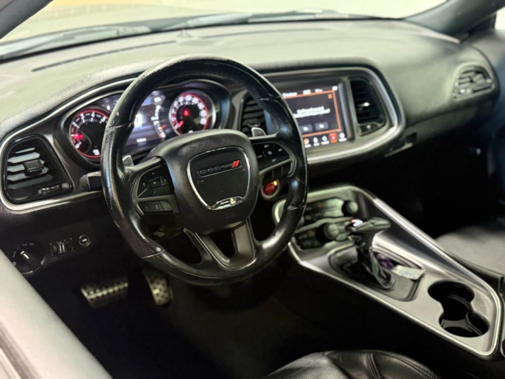 2019 Dodge Challenger Image 12