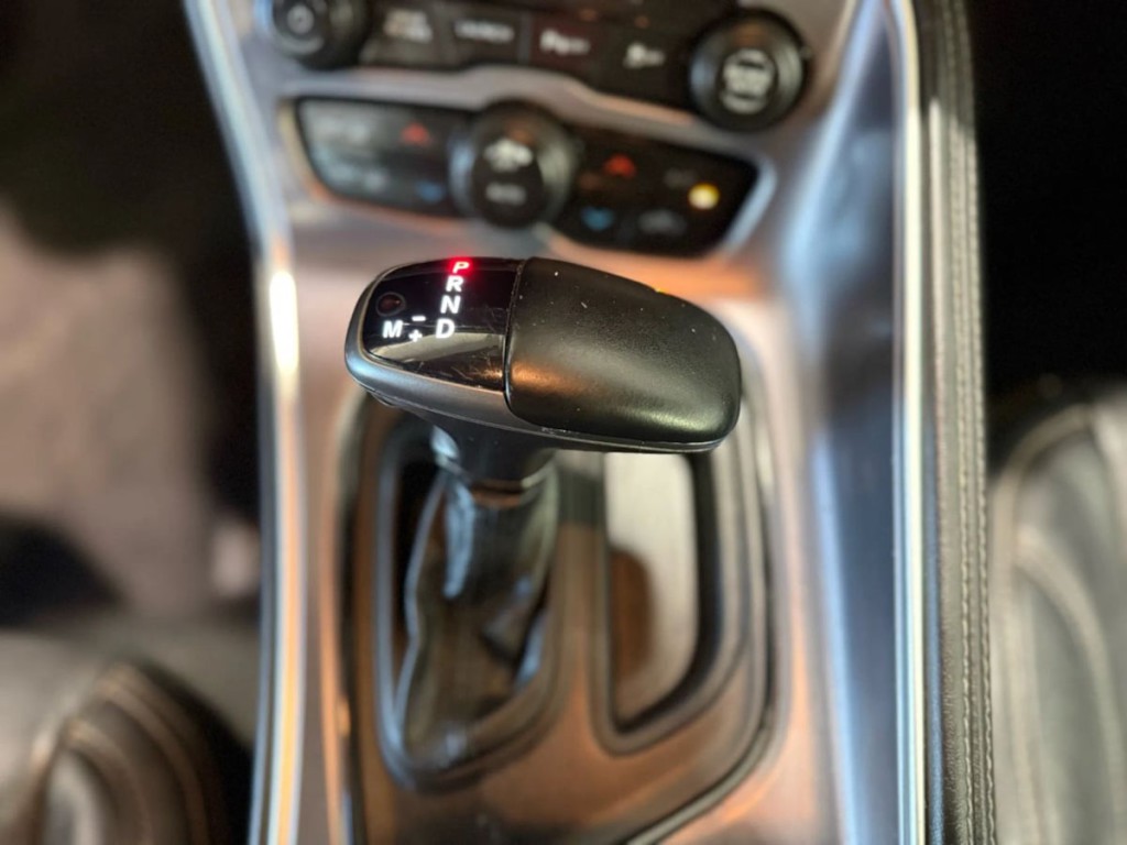 2019 Dodge Challenger Image 20
