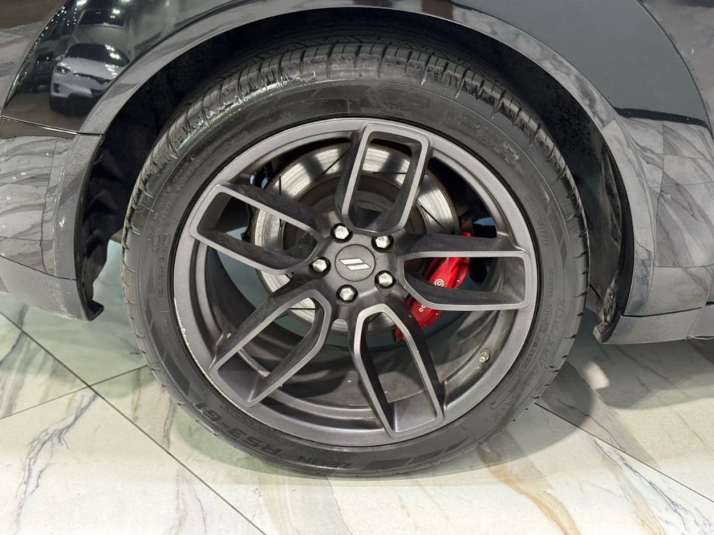 2019 Dodge Challenger Image 25