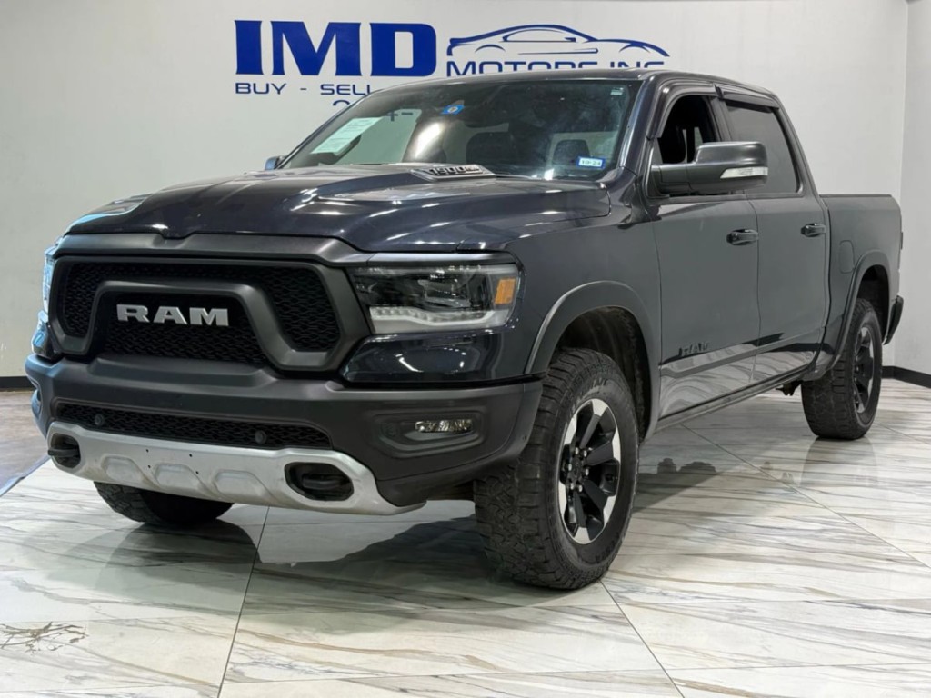 2021 RAM 1500 Image 2