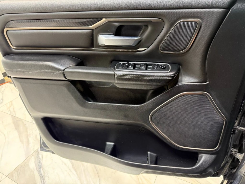 2021 RAM 1500 Image 11