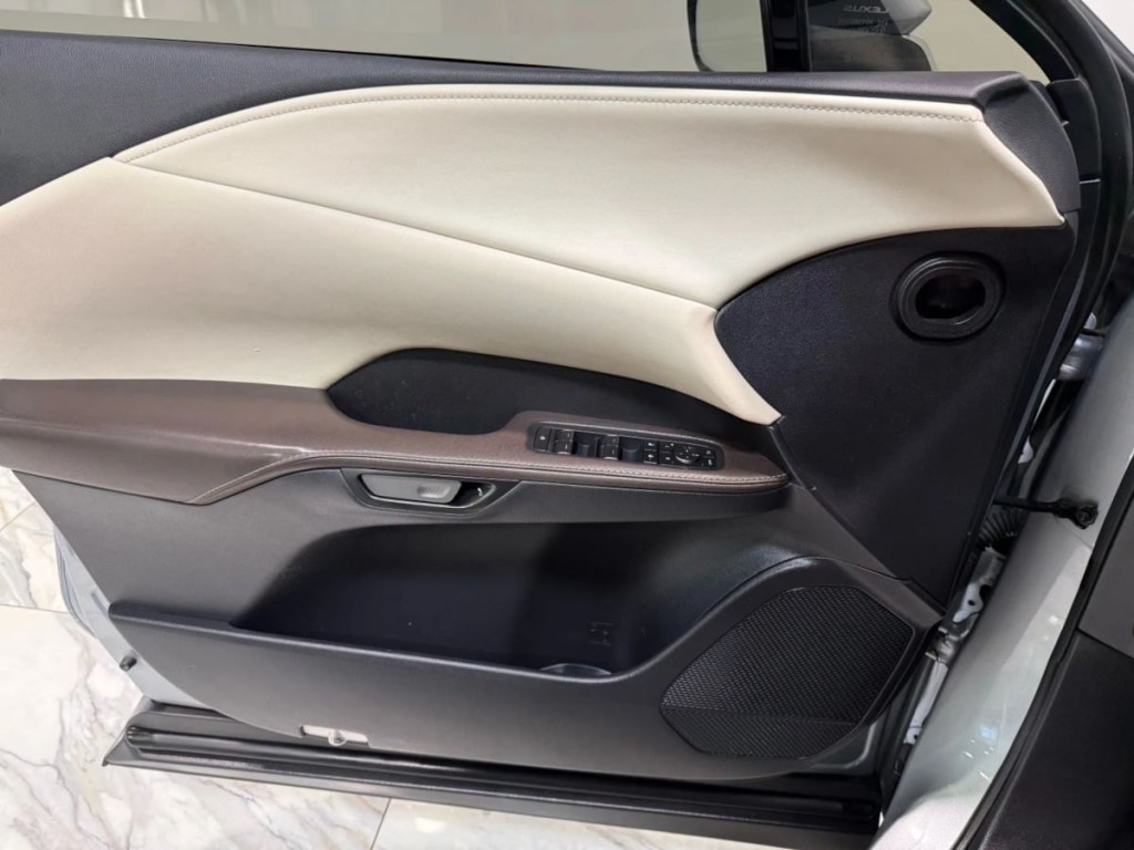 2023 Lexus RX 350 Image 12