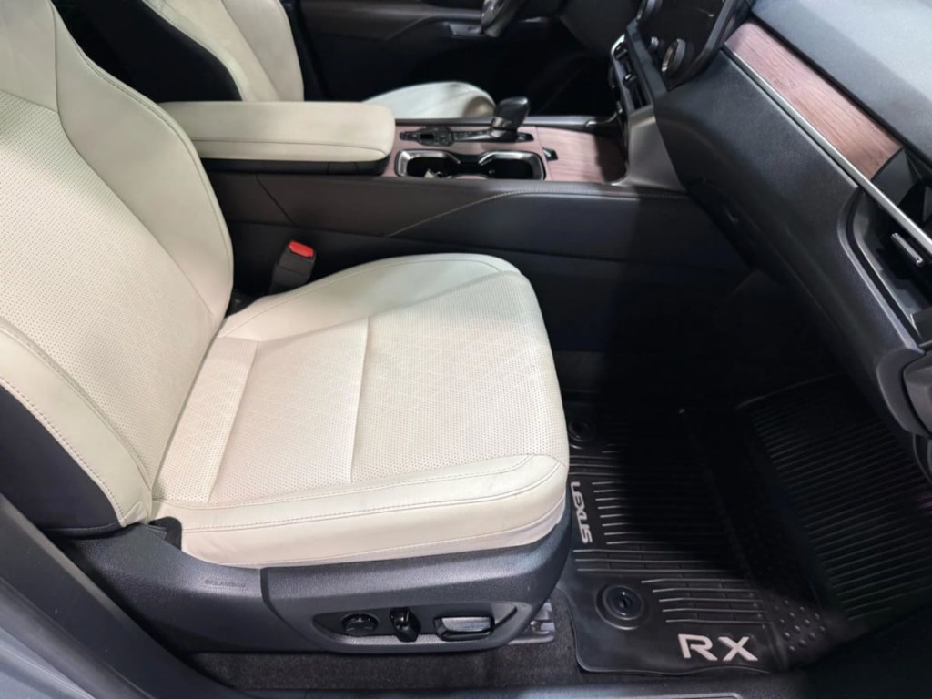 2023 Lexus RX 350 Image 31
