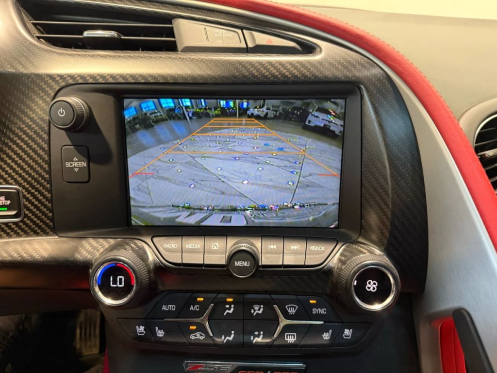 2015 Chevrolet Corvette Image 19