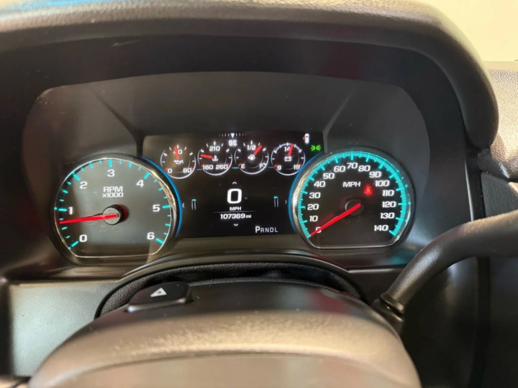 2017 GMC Yukon Image 16