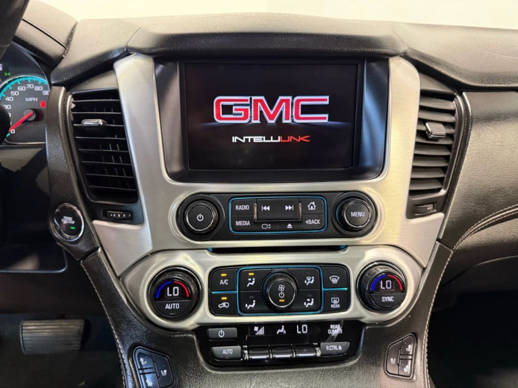 2017 GMC Yukon Image 18