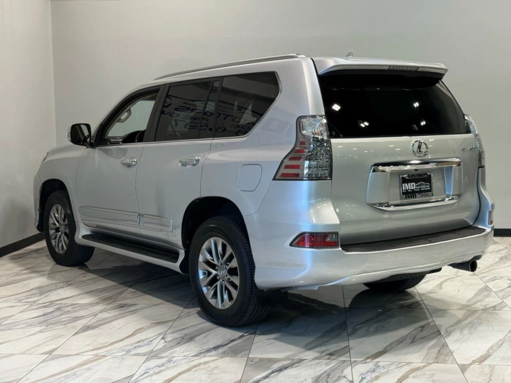 2015 Lexus GX 460 Image 8