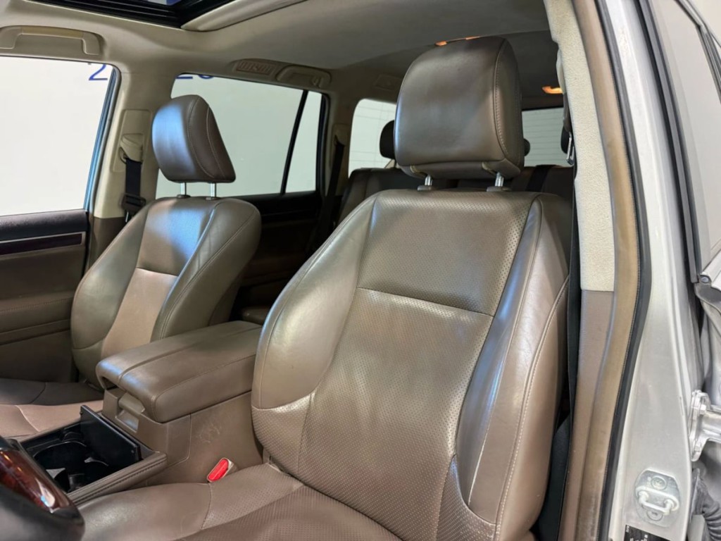2015 Lexus GX 460 Image 23