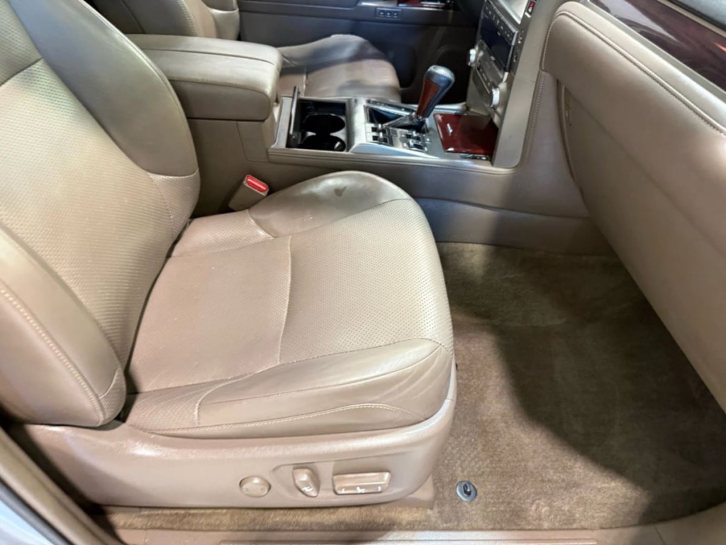 2015 Lexus GX 460 Image 29