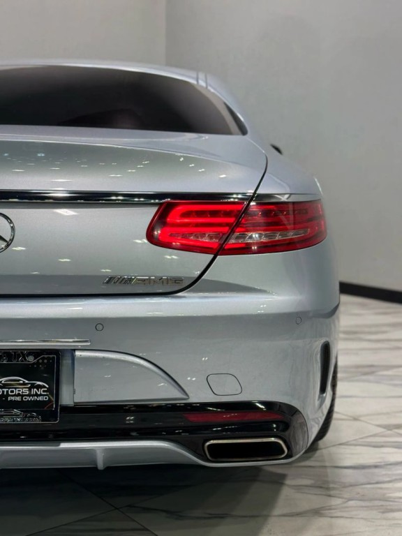 2016 Mercedes-Benz S-Class Image 9