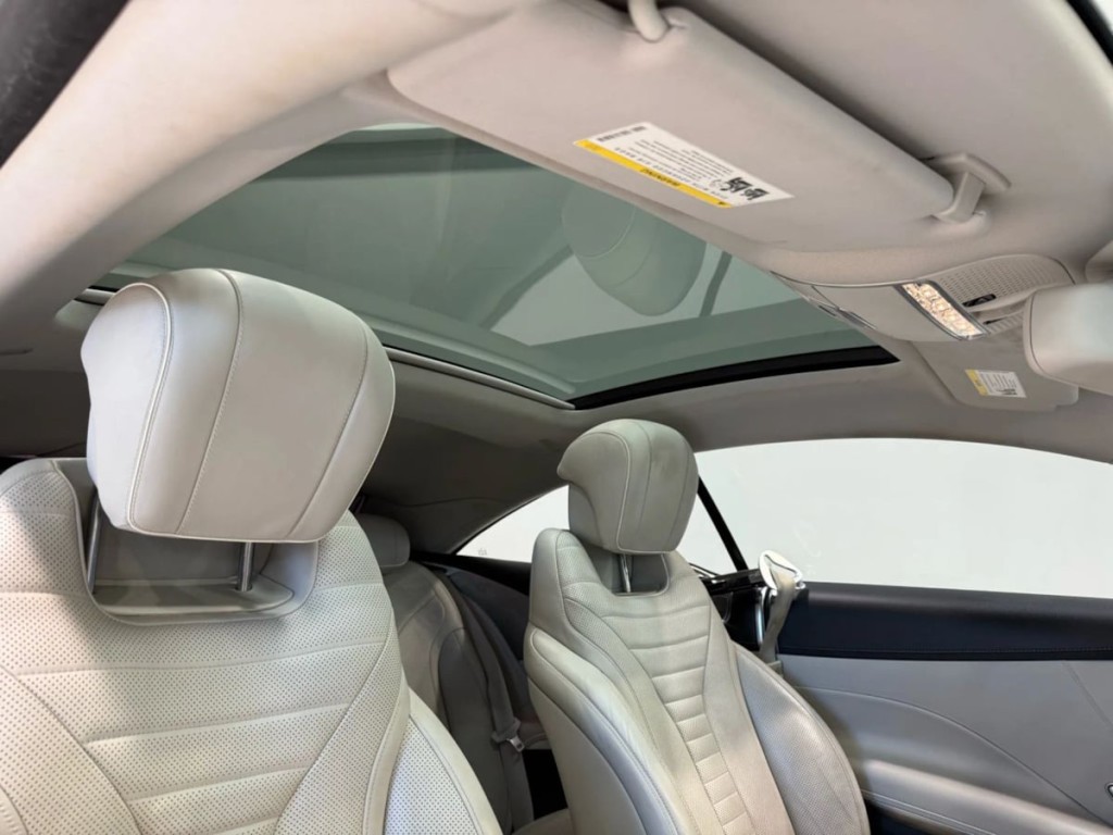 2016 Mercedes-Benz S-Class Image 32