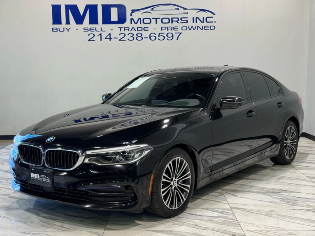 2019 BMW 5 Series Image 1