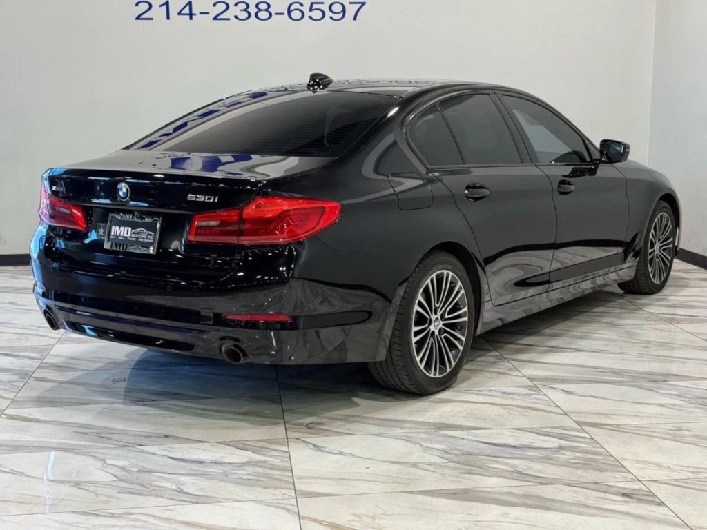2019 BMW 5 Series Image 6