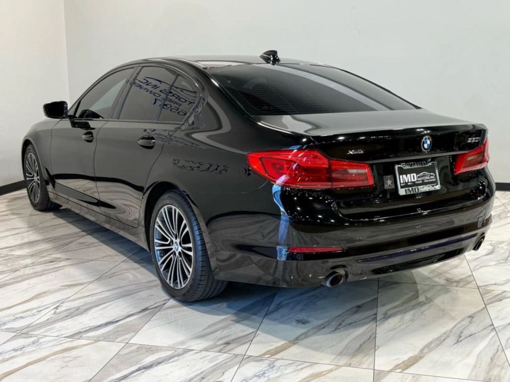 2019 BMW 5 Series Image 8