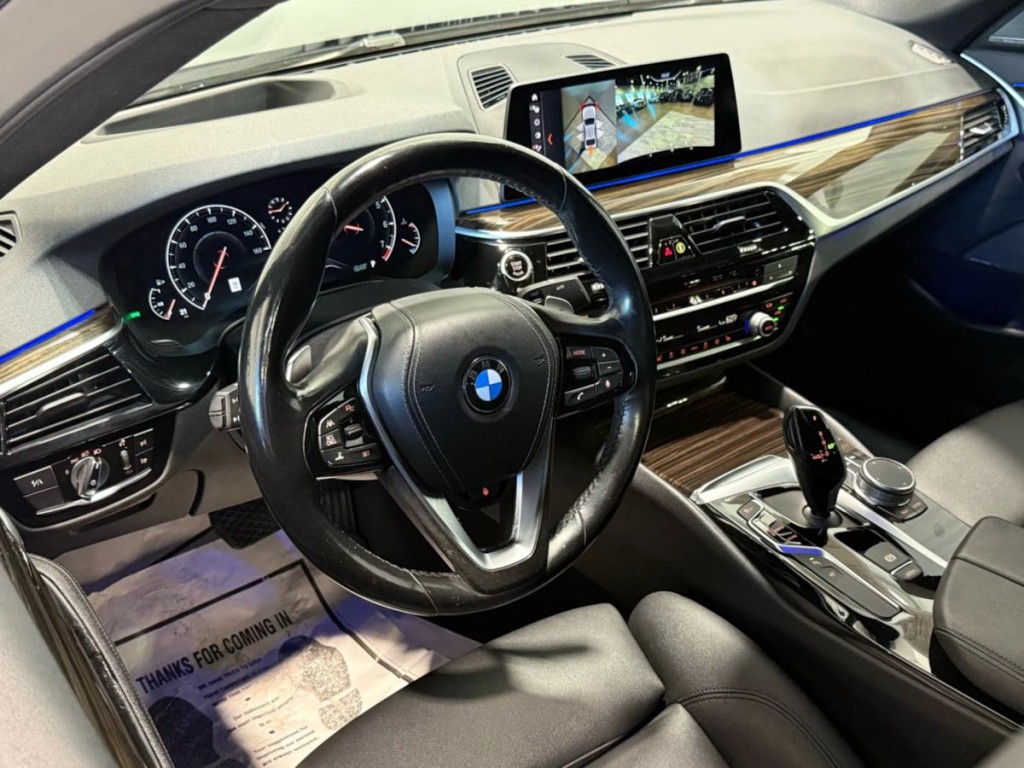 2019 BMW 5 Series Image 12