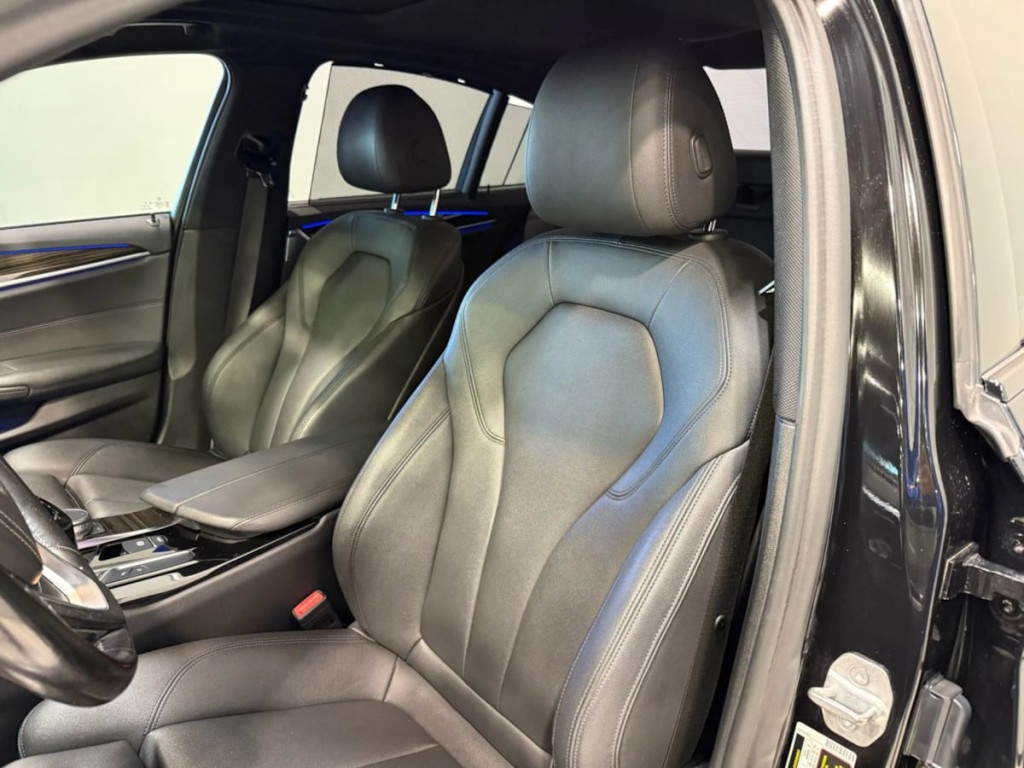 2019 BMW 5 Series Image 20