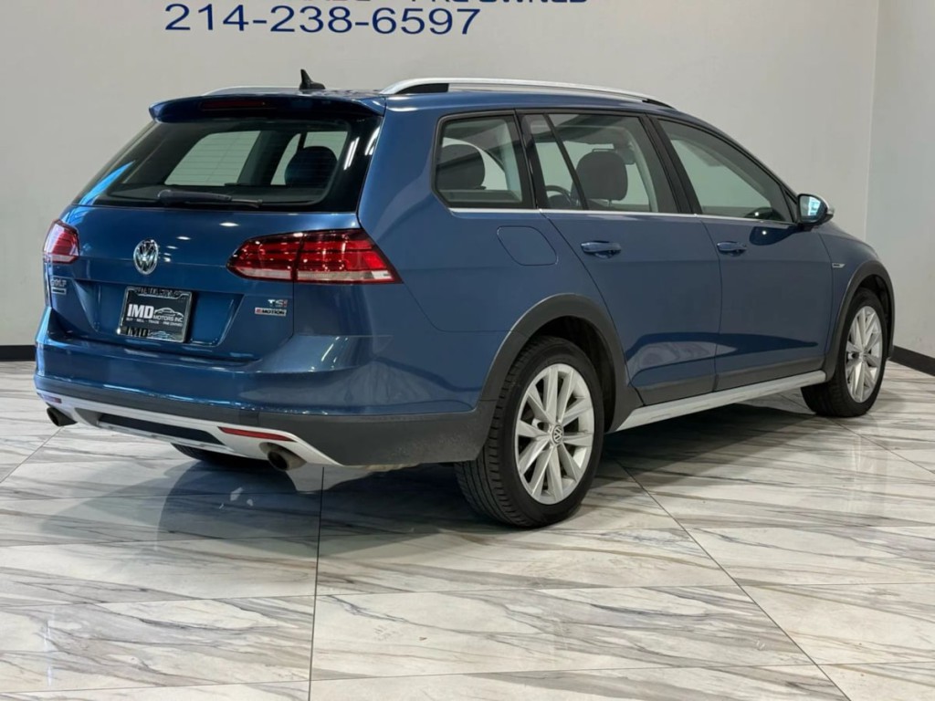 2018 Volkswagen Golf Image 6