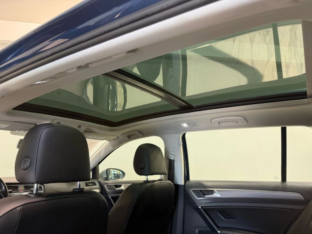 2018 Volkswagen Golf Image 24