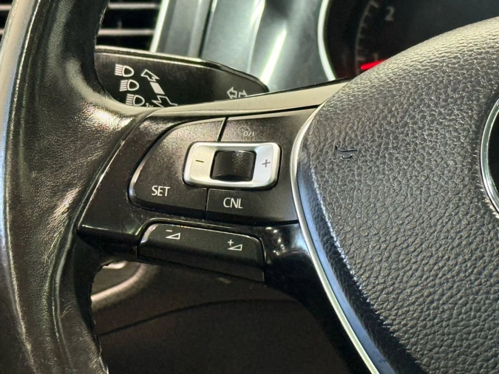 2018 Volkswagen Golf Image 26