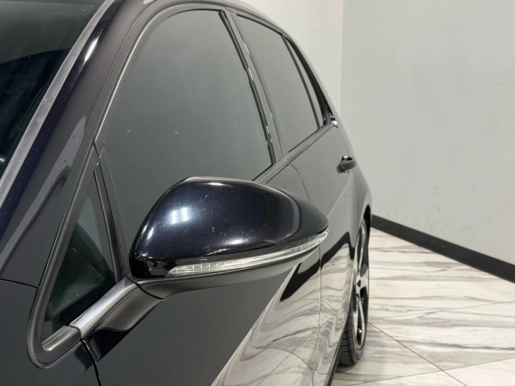 2015 Volkswagen GTI Image 10