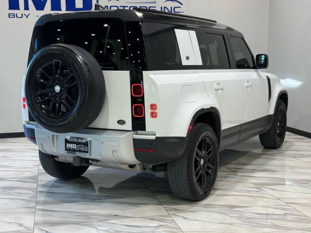 2020 Land Rover Defender Image 6
