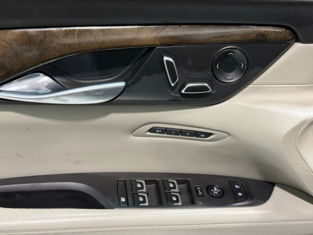 2017 Cadillac CT6 Image 13