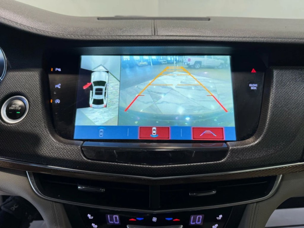 2017 Cadillac CT6 Image 21