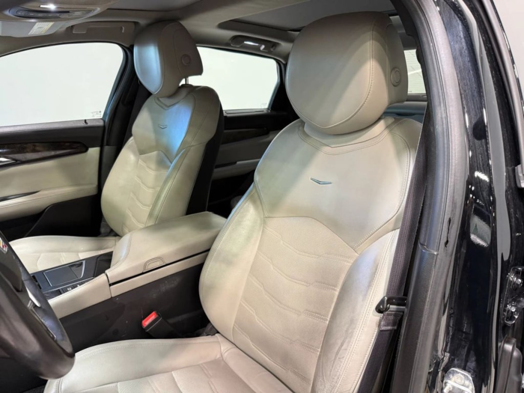 2017 Cadillac CT6 Image 23