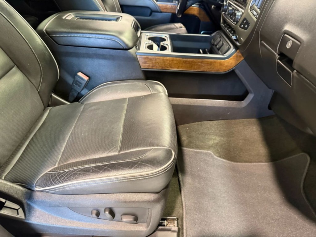 2017 Chevrolet Silverado 1500 Image 25