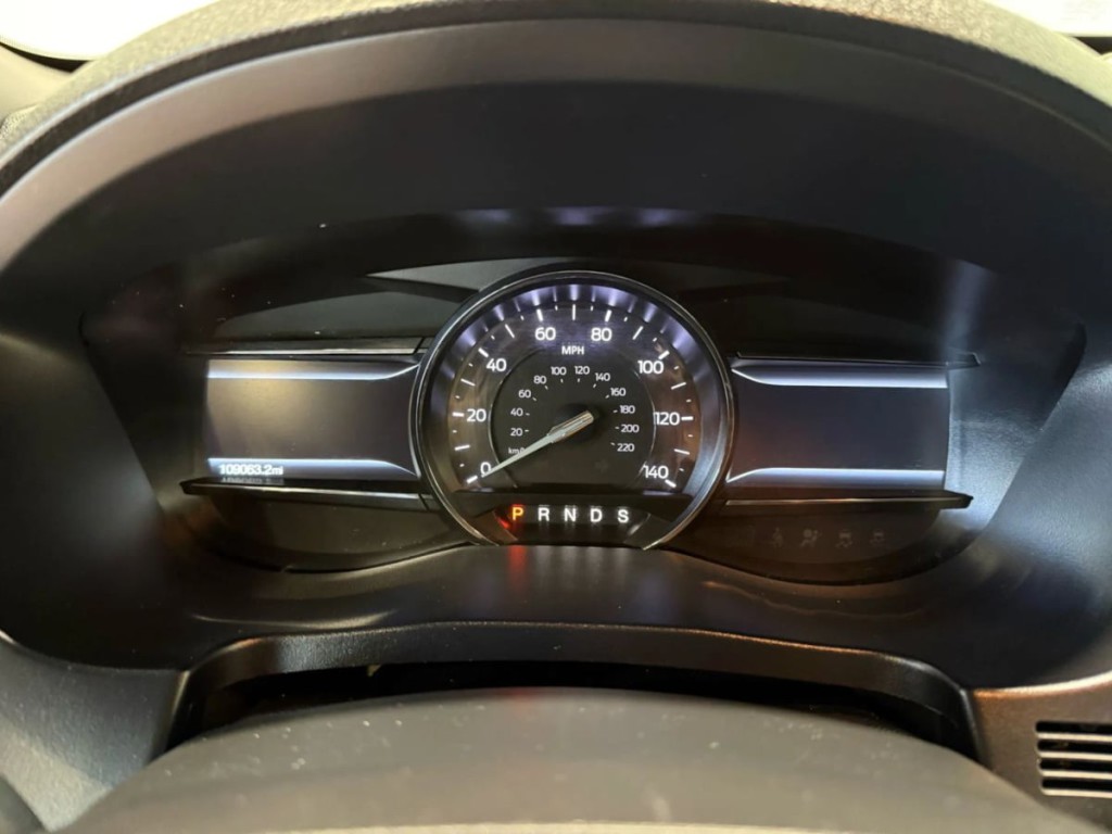 2018 Ford Explorer Image 16