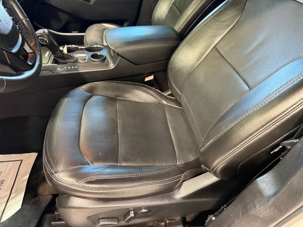 2018 Ford Explorer Image 19