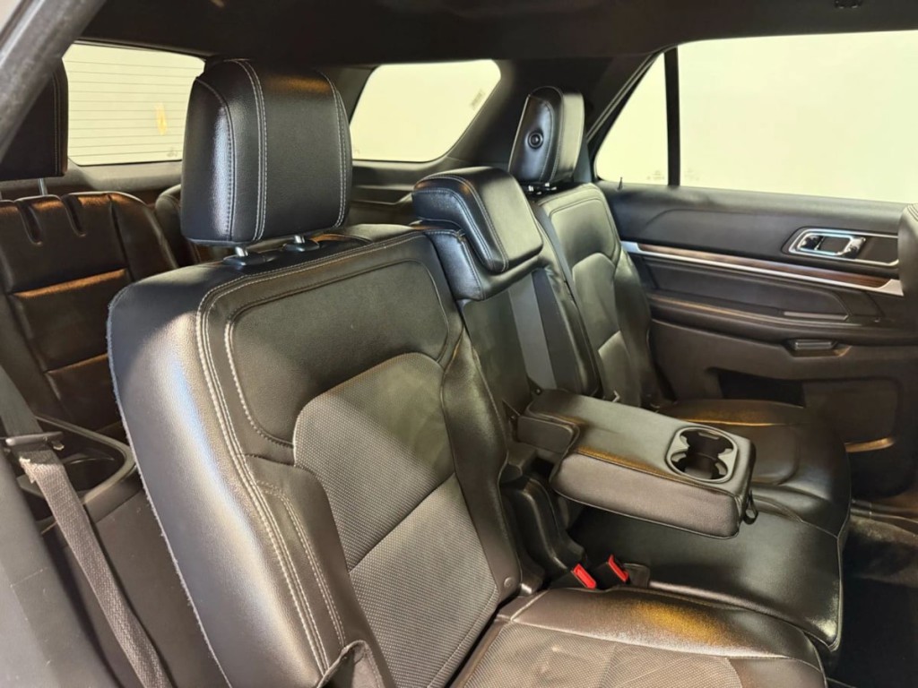 2018 Ford Explorer Image 27
